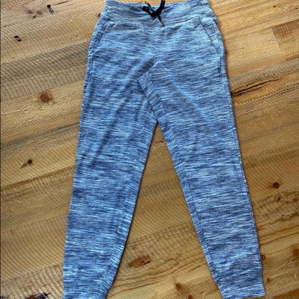 Lululemon Ready to Rulu pants